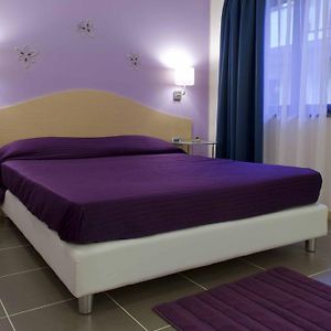 Camera con letto king size